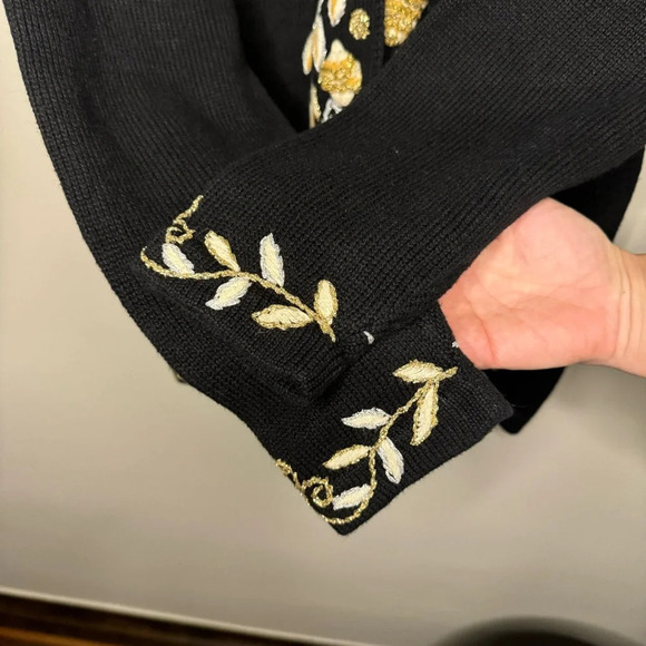 Storybook Knits Acorn Fruits Theme Cardigan Sweater Cotton Ramie Button L Black - Picture 2 of 7